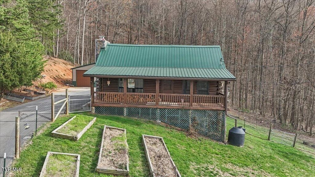 Photo of 417 Charlie Hicks Road, Jonesborough, TN 37659 (MLS # 9992696)