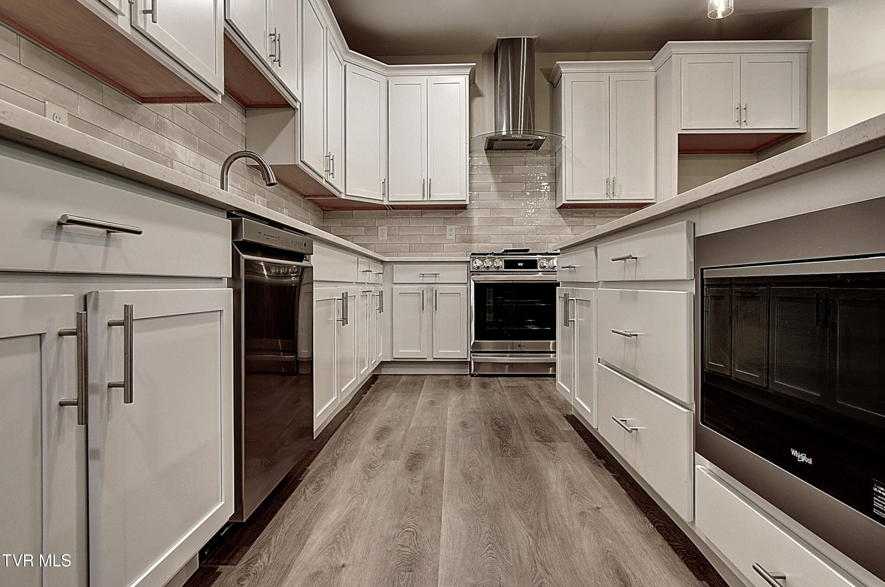 Johnson City, Tennessee 37615, United States, 3 Bedrooms Bedrooms, ,3 BathroomsBathrooms,Residential,Active,184756