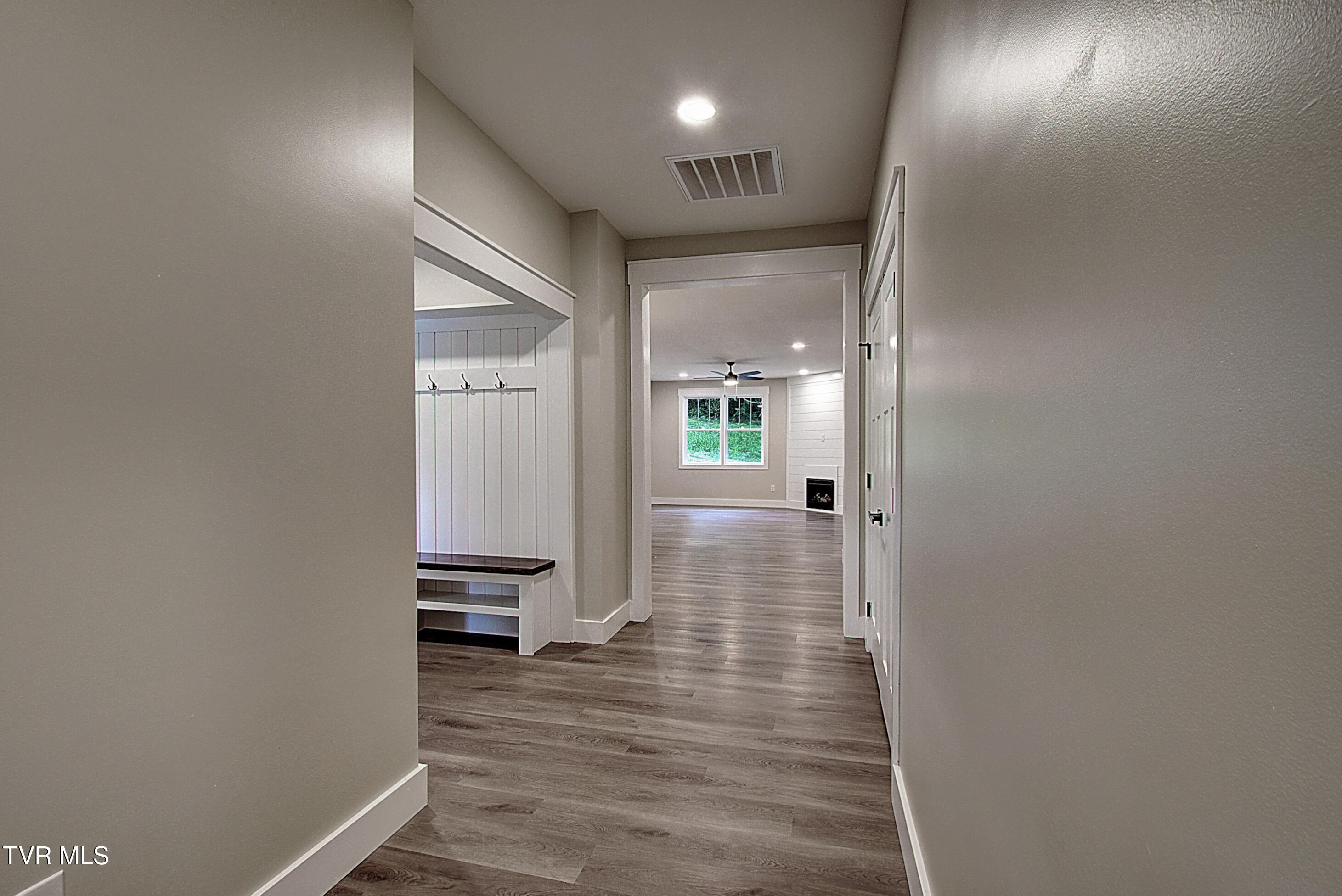 Johnson City, Tennessee 37615, United States, 3 Bedrooms Bedrooms, ,3 BathroomsBathrooms,Residential,Active,184756