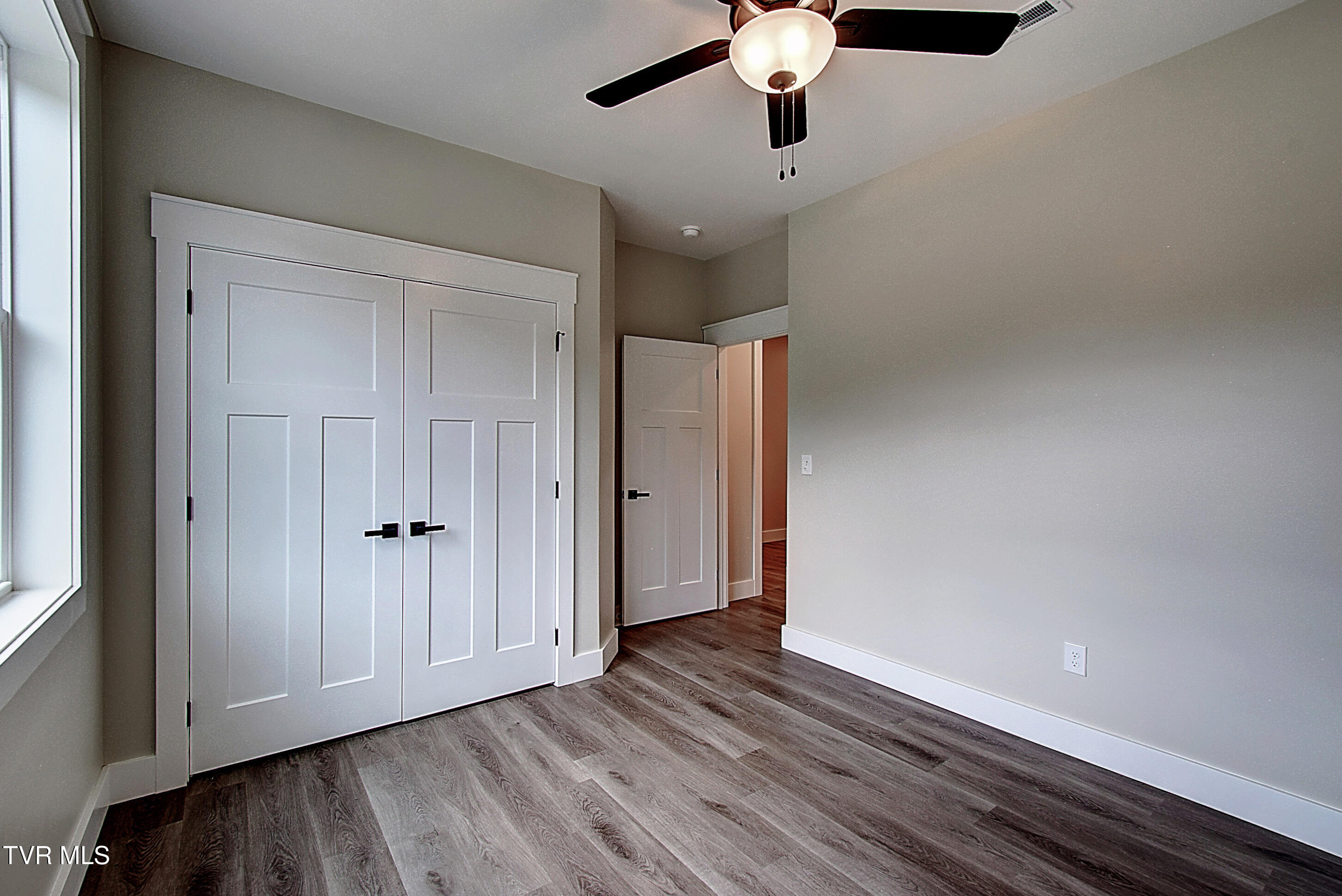 Johnson City, Tennessee 37615, United States, 3 Bedrooms Bedrooms, ,3 BathroomsBathrooms,Residential,Active,184756