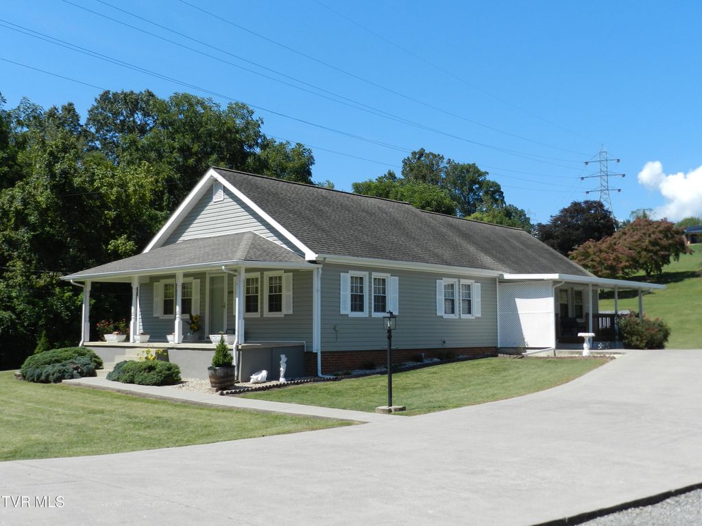 Photo of 659 Gravely Road, Kingsport, TN 37660 (MLS # 9985869)