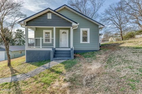 Photo of 420 Rogers Avenue, Kingsport, TN 37660 (MLS # 9989806)