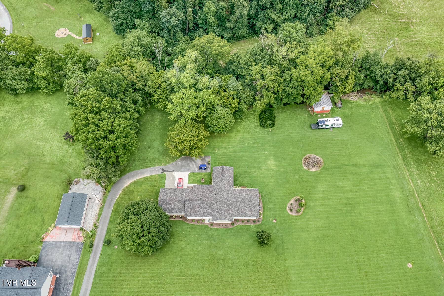 5022 Unicoi Drive