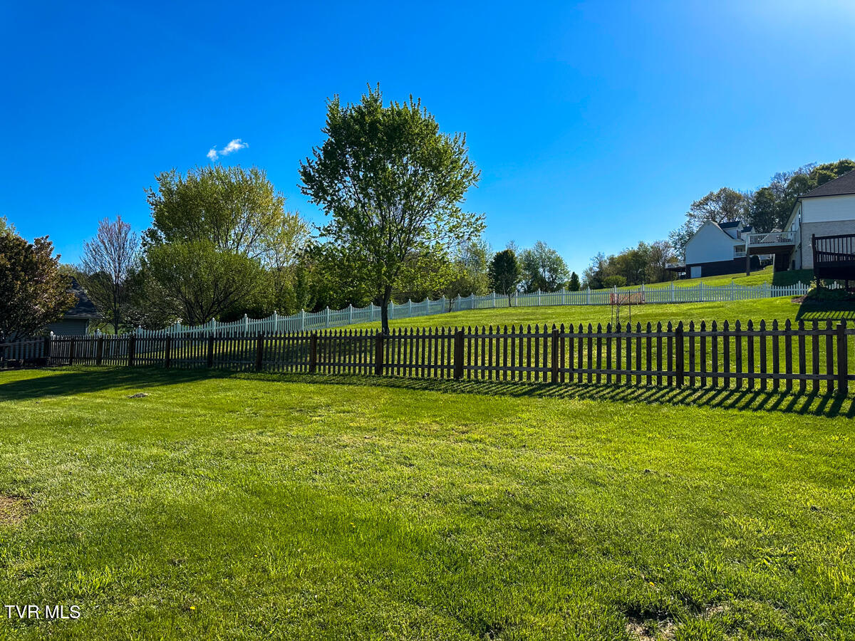 207 Humming Bird Way, Jonesborough, Tennessee image 22