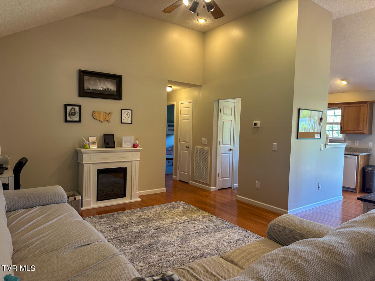 207 Humming Bird Way, Jonesborough, Tennessee image 33