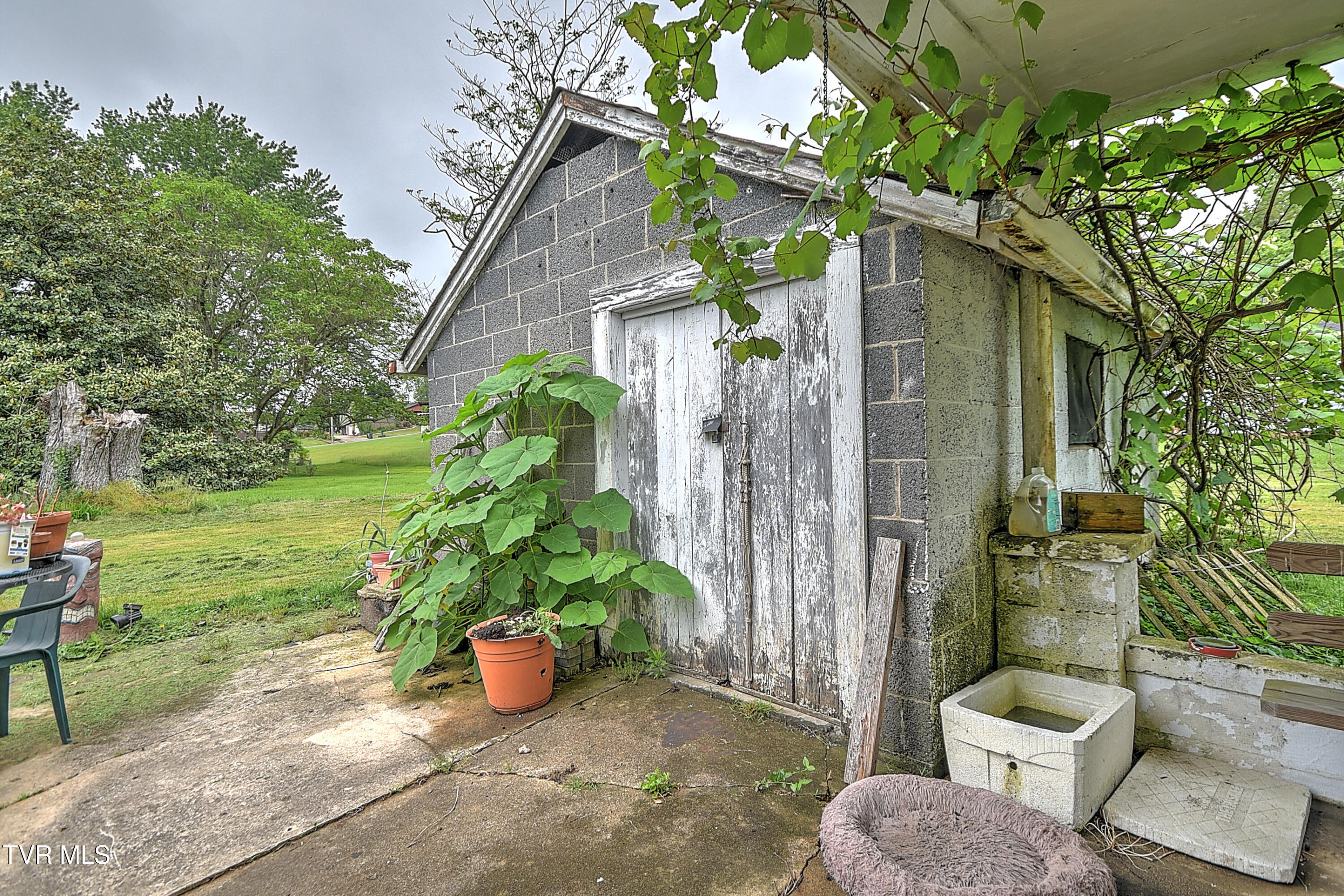 201 Dover Avenue, Mount Carmel, Tennessee image 39