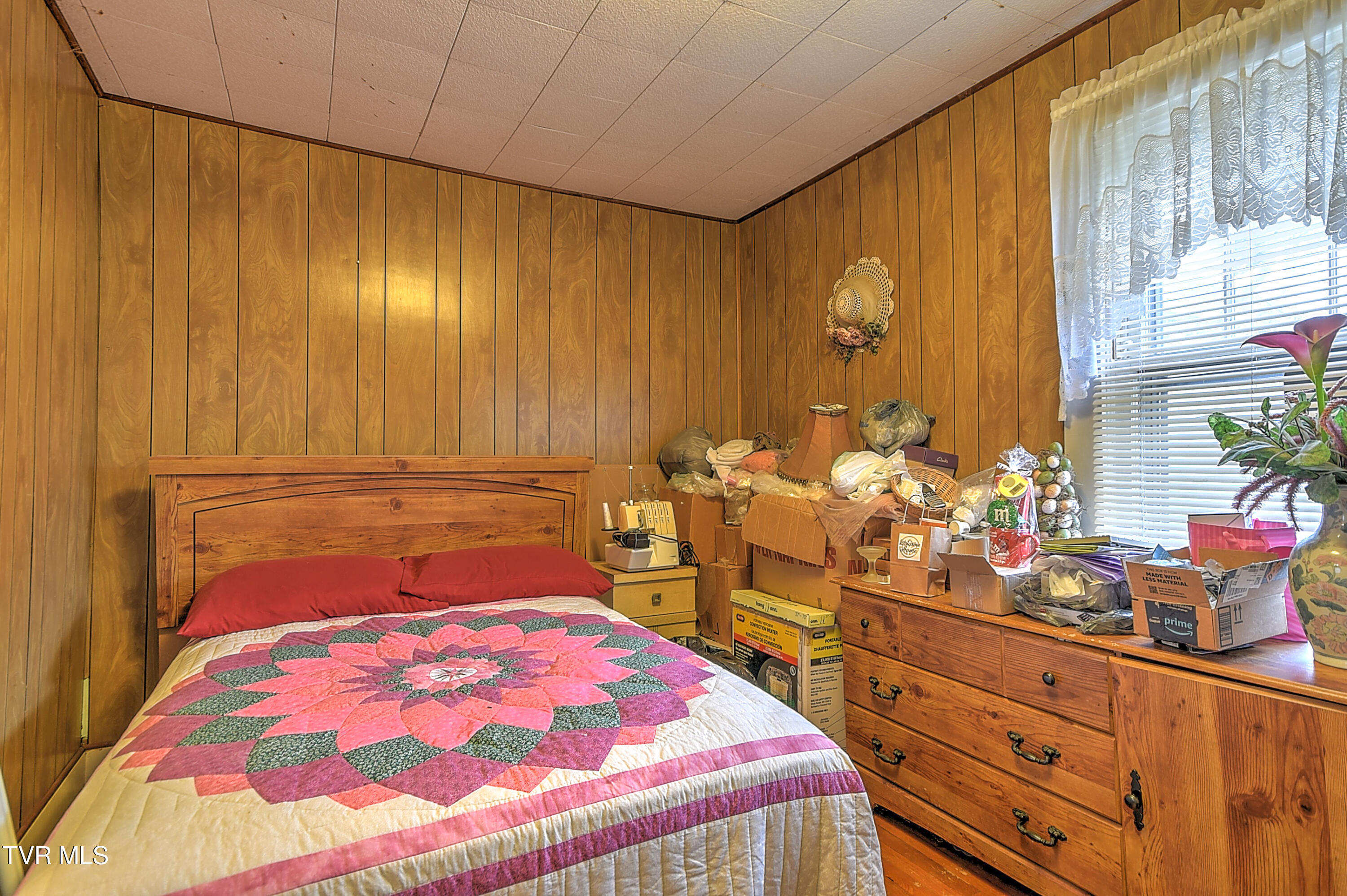 201 Dover Avenue, Mount Carmel, Tennessee image 35