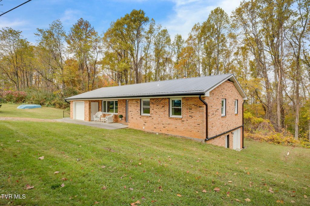Photo of 1111 Copper Ridge Road, Castlewood, VA 24224 (MLS # 9987735)