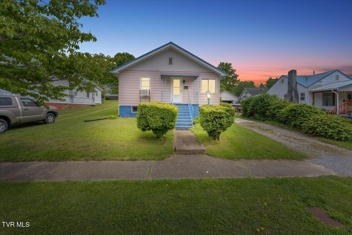 648 Maple Ave Avenue, Erwin, Tennessee image 1