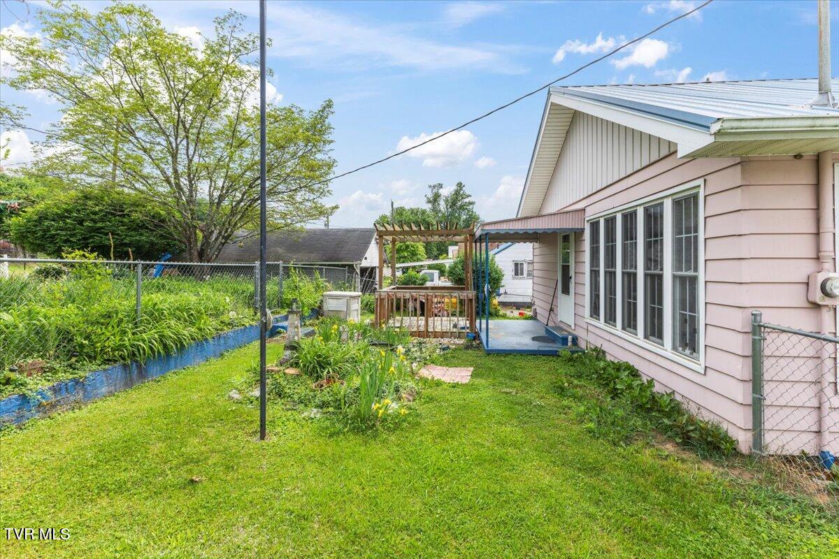 648 Maple Ave Avenue, Erwin, Tennessee image 22