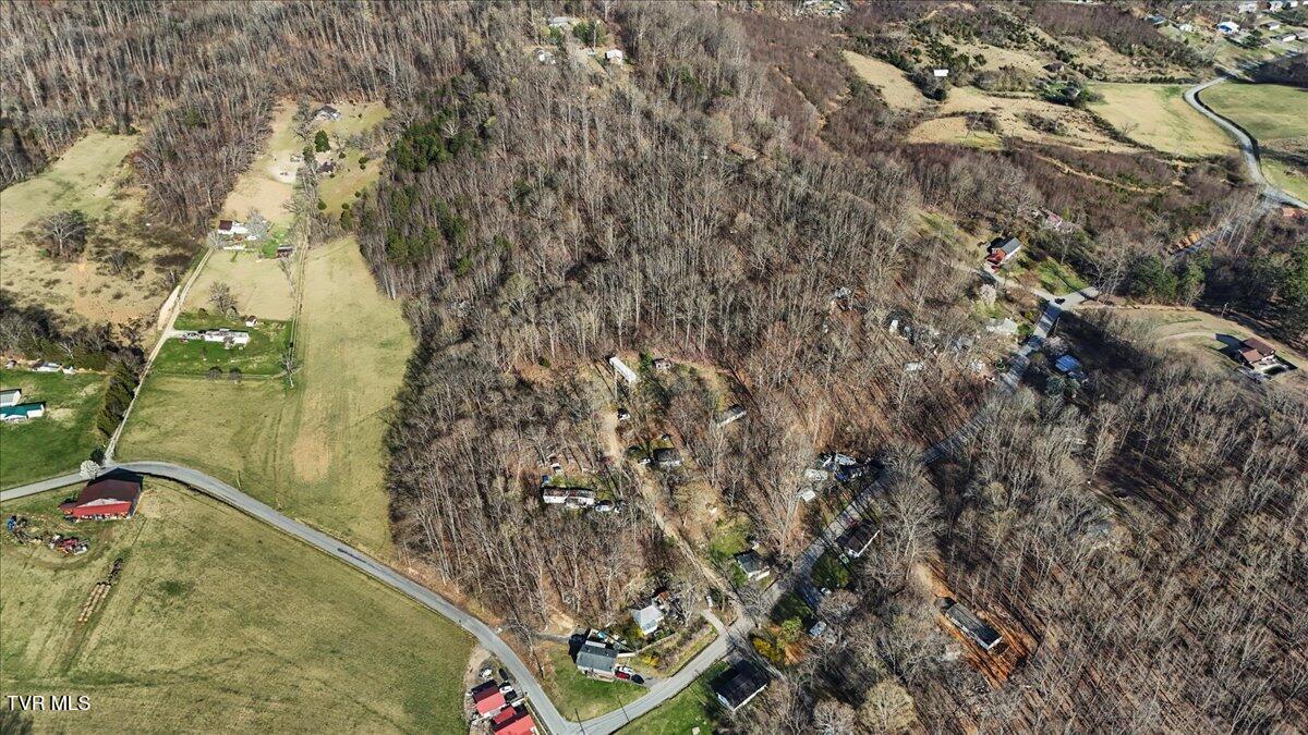 741 Hedge Drive, Kingsport, Tennessee image 5