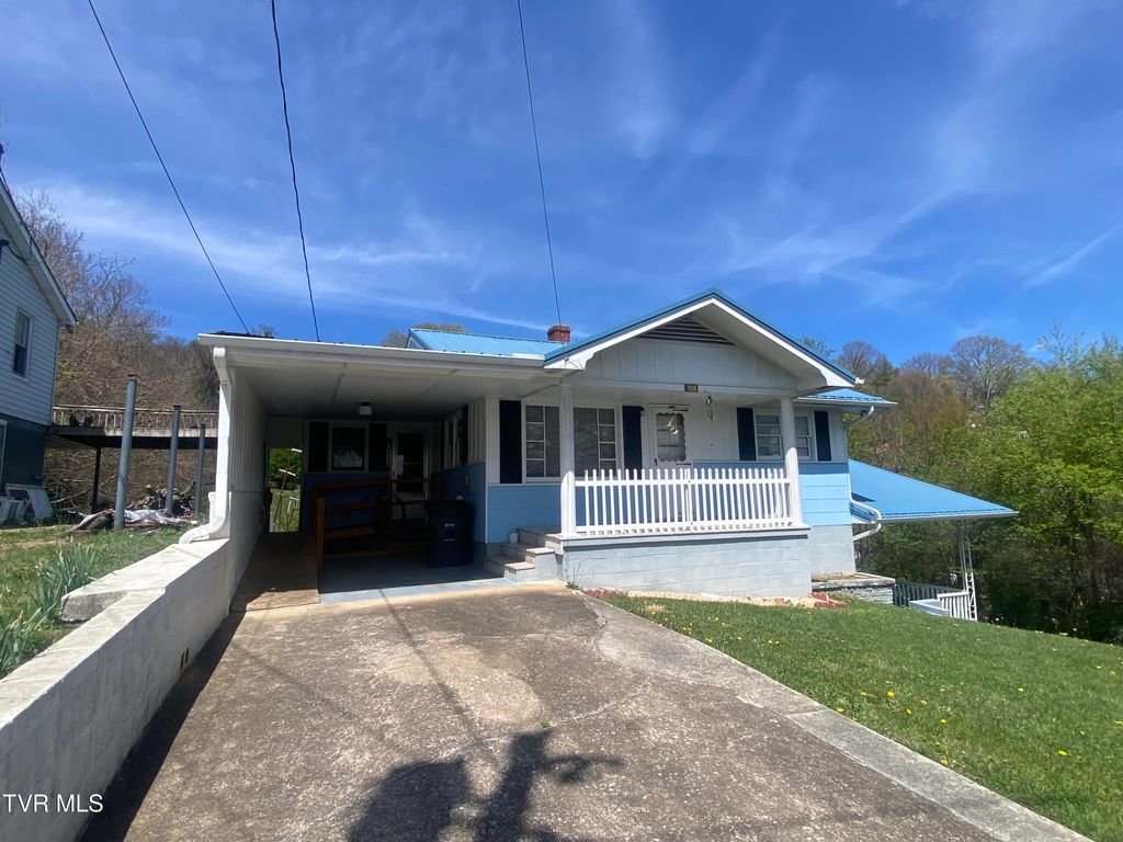 Photo of 509 Weeks Avenue, Kingsport, TN 37660 (MLS # 9993472)