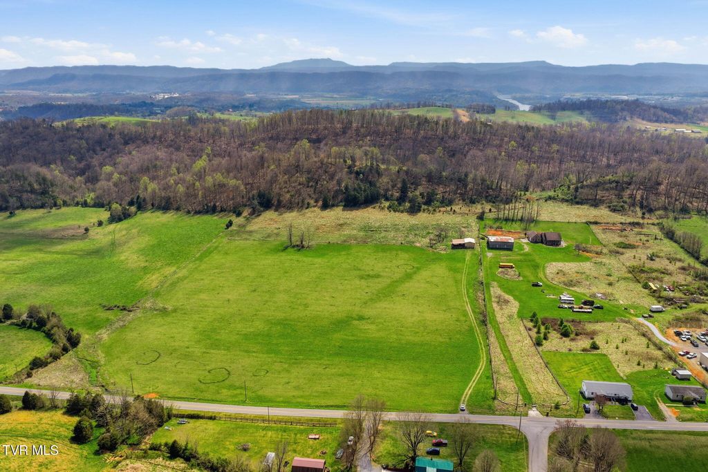 Photo of Tbd Carters Valley Road, Surgoinsville, TN 37873 (MLS # 9993281)