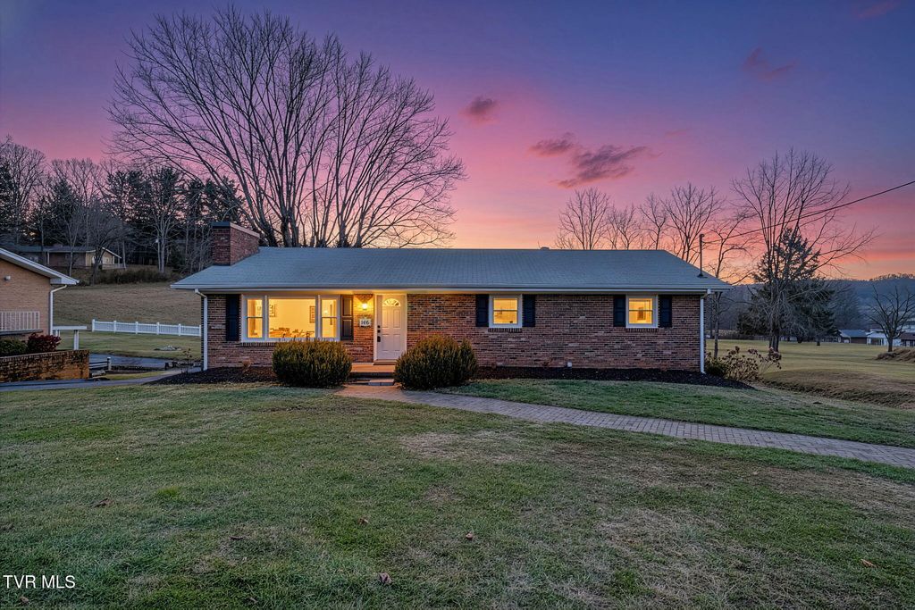Photo of 146 Carlton Road, Bristol, TN 37620 (MLS # 9990112)