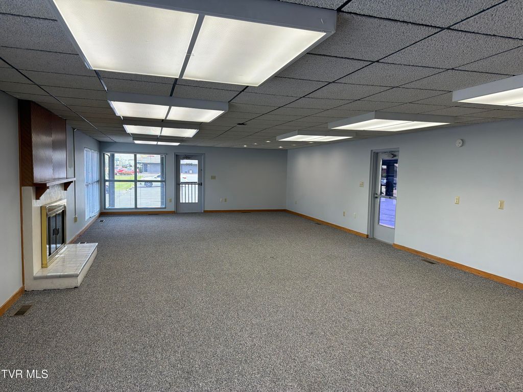 Photo of 1112 Tusculum Boulevard, Greeneville, TN 37745 (MLS # 9993345)