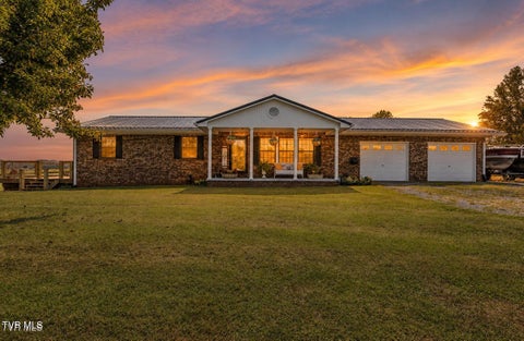 Photo of 828 Hickory Cove Road, Rogersville, TN 37857 (MLS # 10000367)