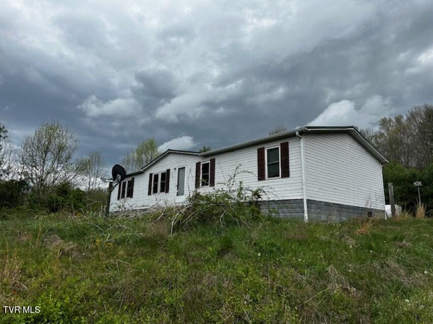 152 Blue Grass Road, Roan Mountain, Tennessee image 2