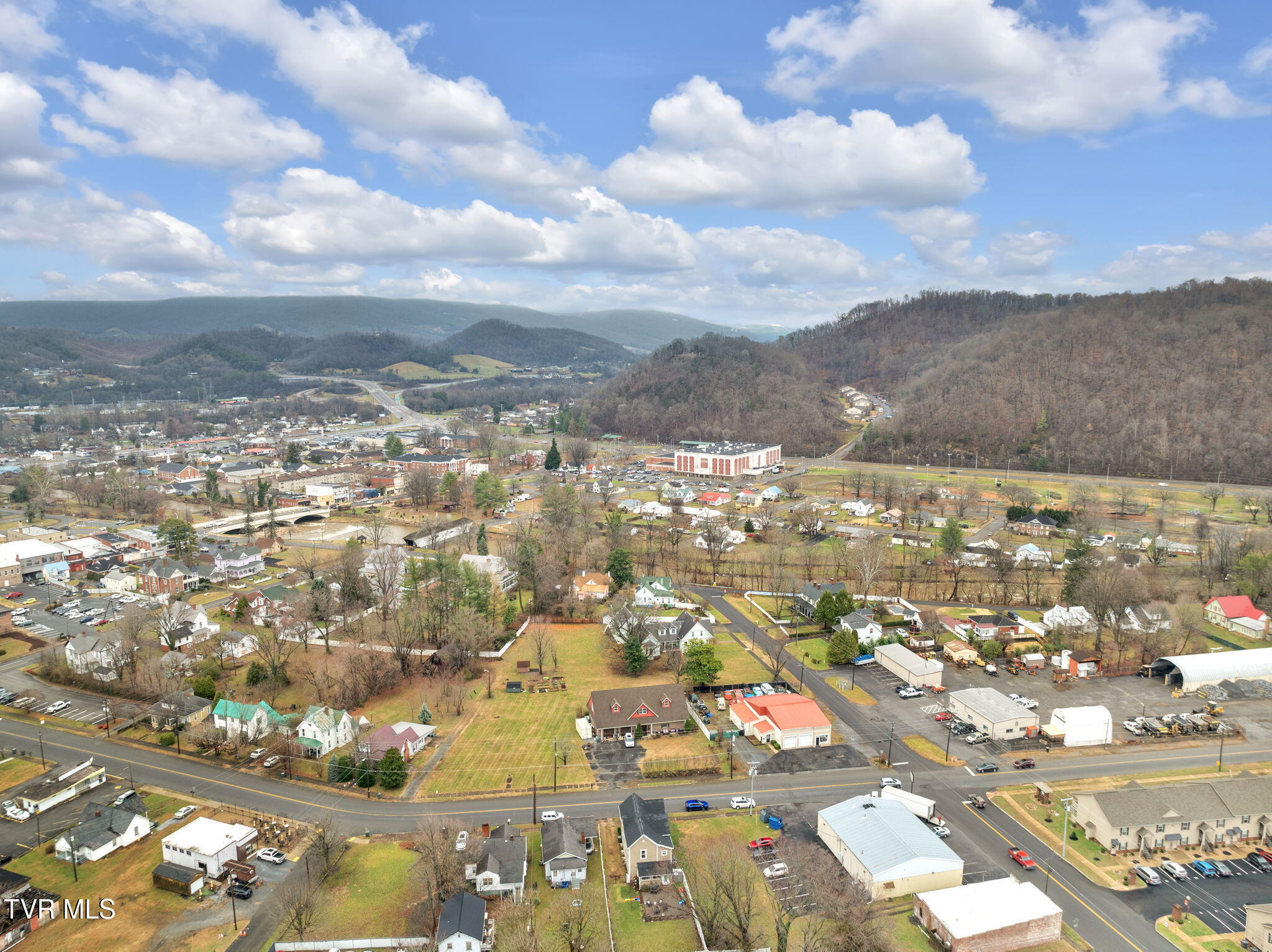 309 Sycamore Street, Elizabethton, Tennessee image 41