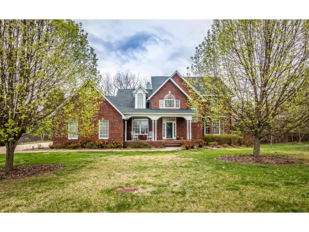Photo 1 of 24 — 415 Ridge Point Court, Piney Flats, TN 37686