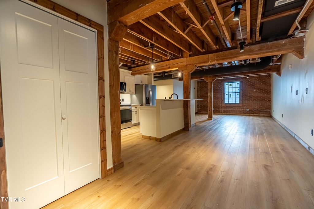 Photo of 453 Main Street #200, Kingsport, TN 37660 (MLS # 9990791)