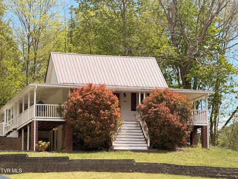 Homes For Sale - 7727 Swords Creek Road<br/> Swords Creek, VA 24649