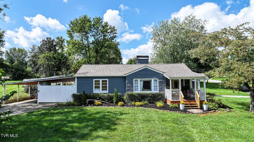 Photo of 1223 Eastview Lane, Greeneville, TN 37745 (MLS # 9999854)