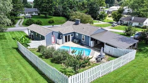 Photo of 1223 Eastview Lane, Greeneville, TN 37745 (MLS # 9999854)