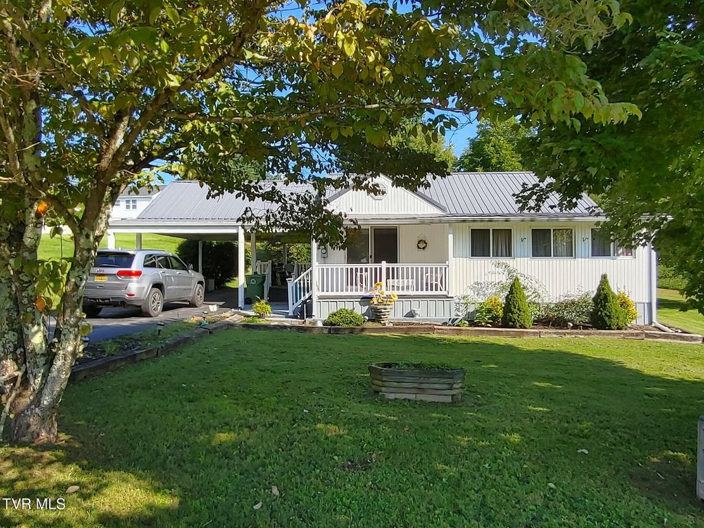 Photo of 539 Oakwood Avenue, Pennington Gap, VA 24277 (MLS # 9994160)