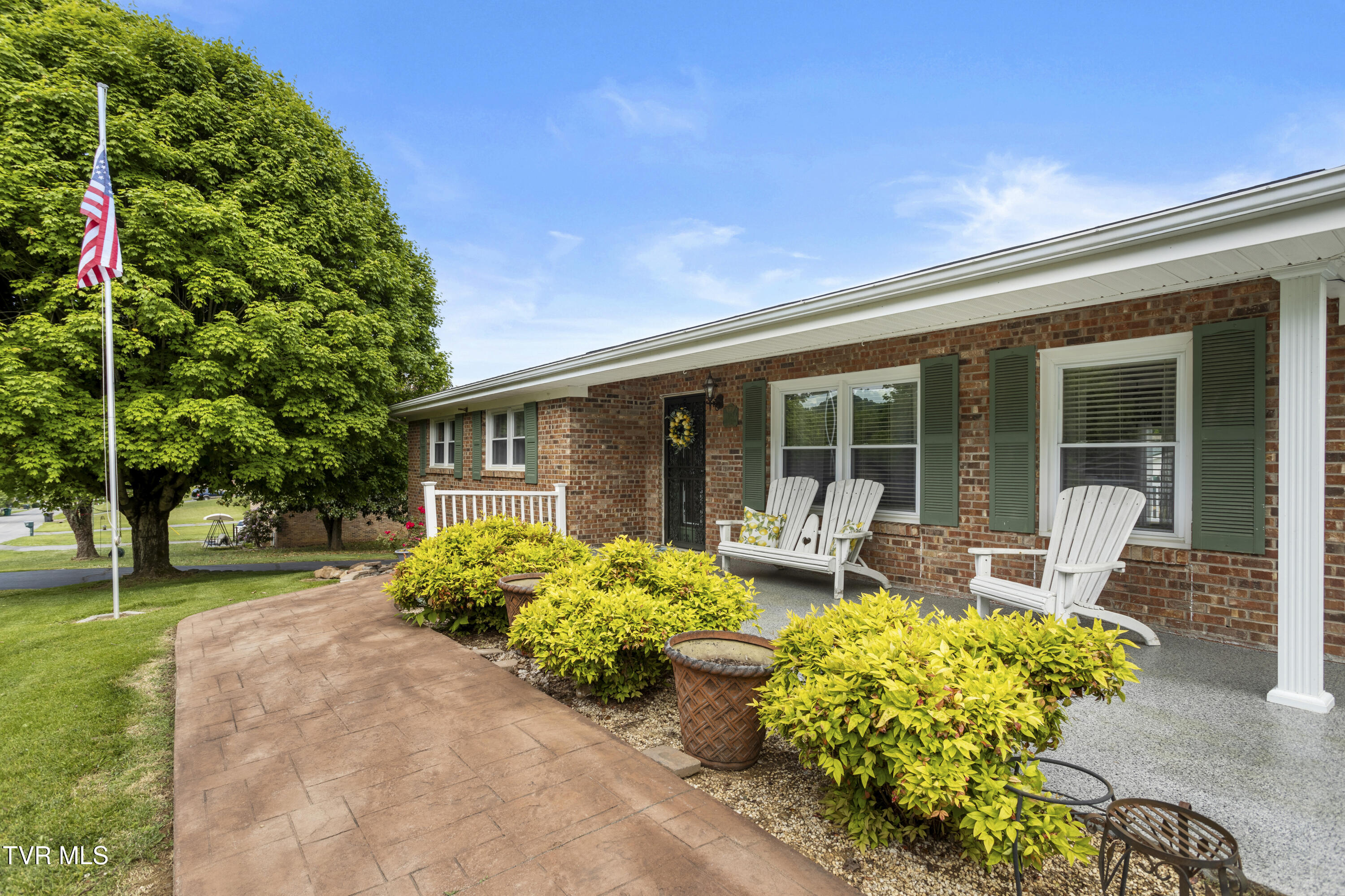 104 Ridgemont Street