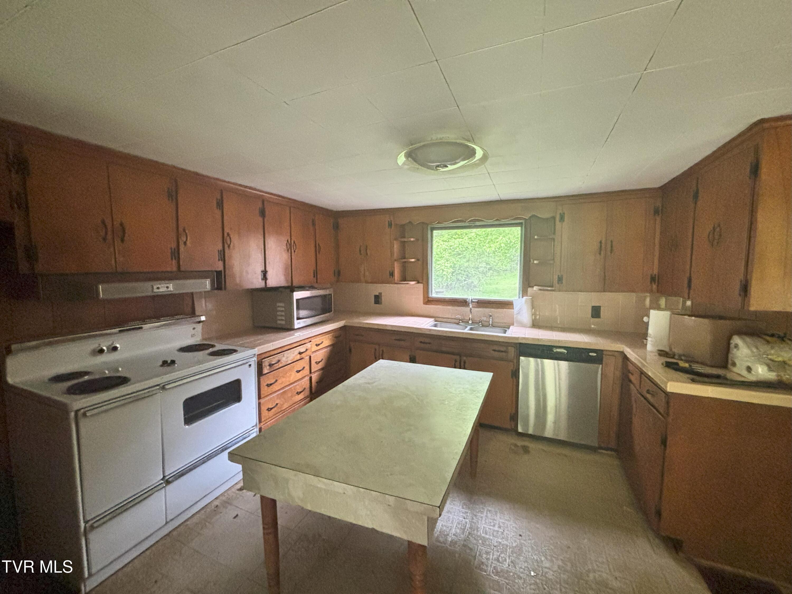 3719 Red Hill Road, Gate City, Virginia image 18