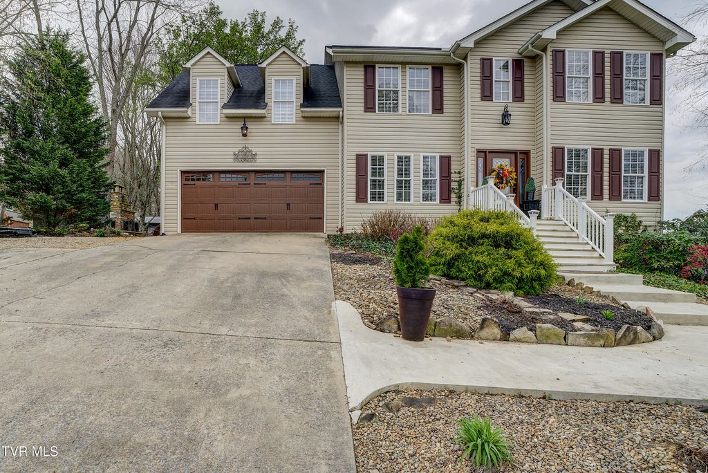 Photo of 1188 White Top Road, Bluff City, TN 37618 (MLS # 9993162)