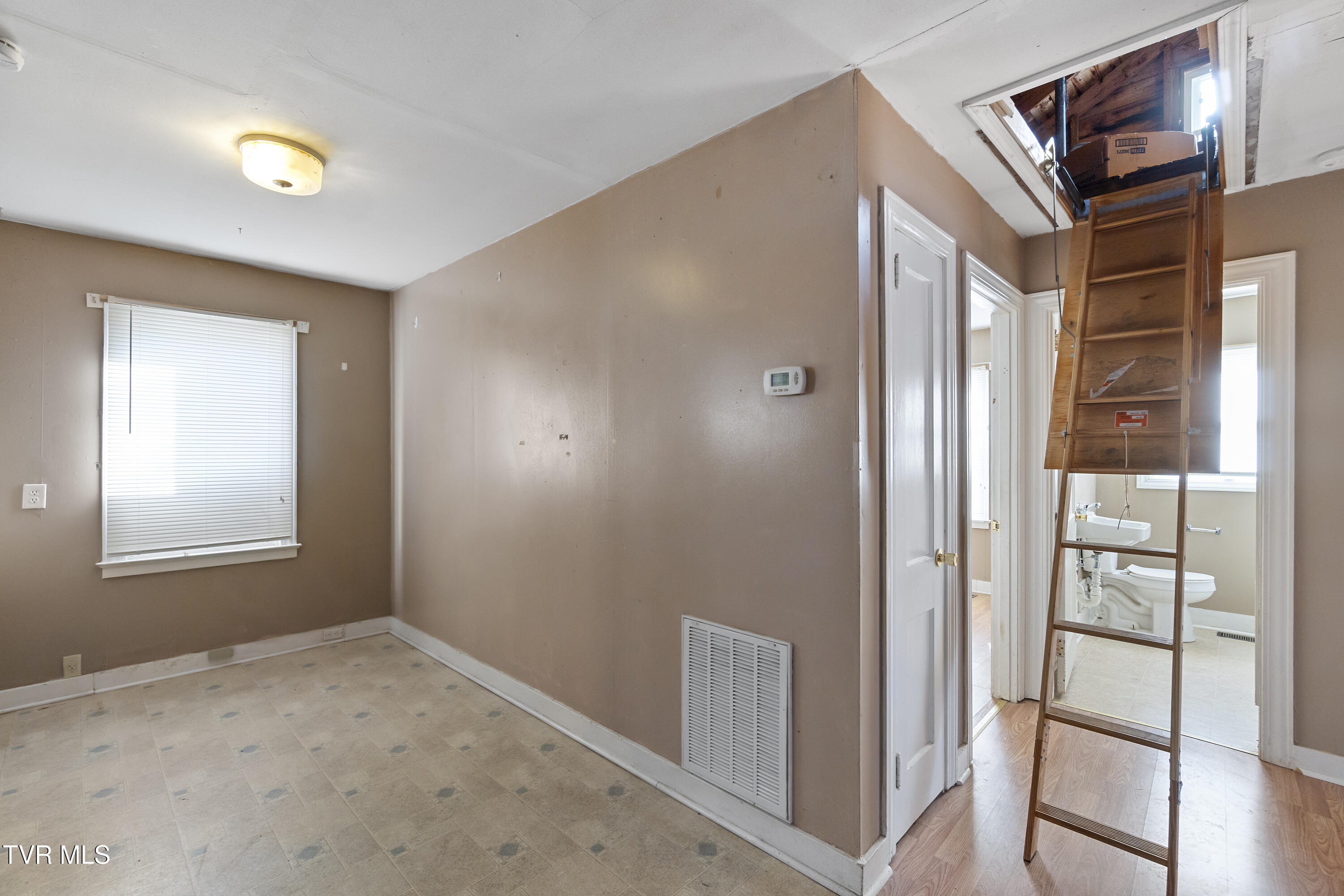 1111 Forest Street, Greeneville, Tennessee image 25