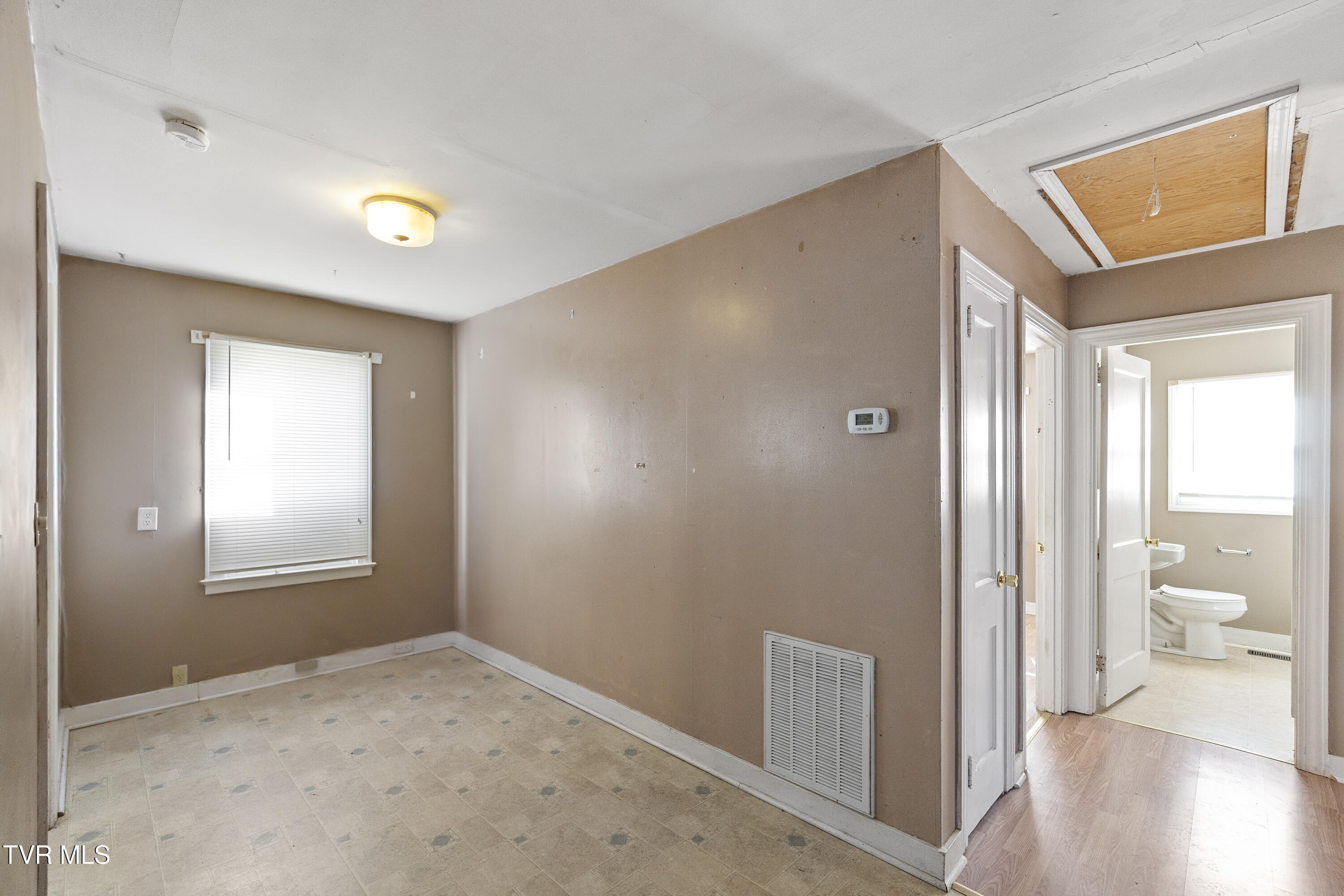 1111 Forest Street, Greeneville, Tennessee image 18