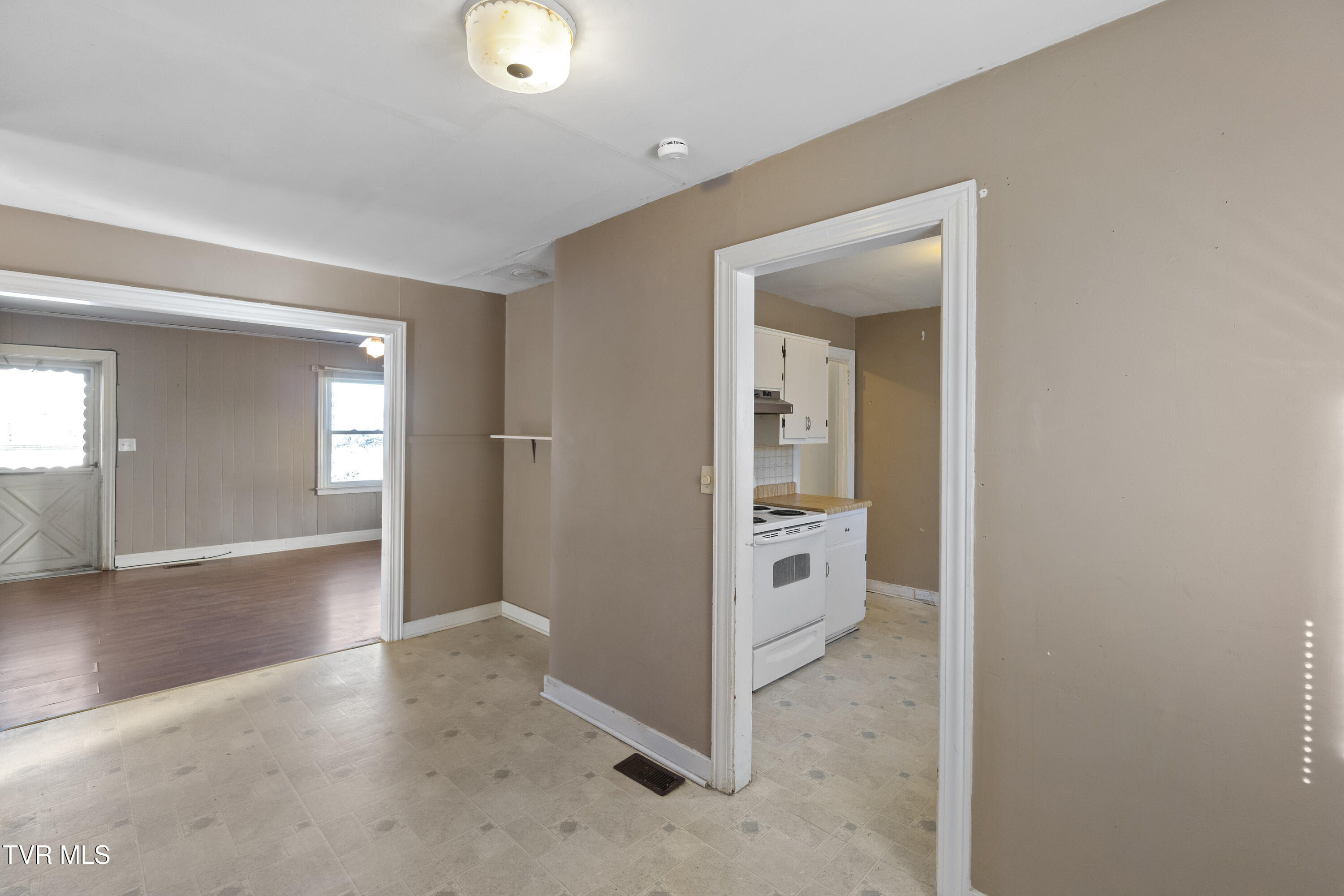 1111 Forest Street, Greeneville, Tennessee image 11