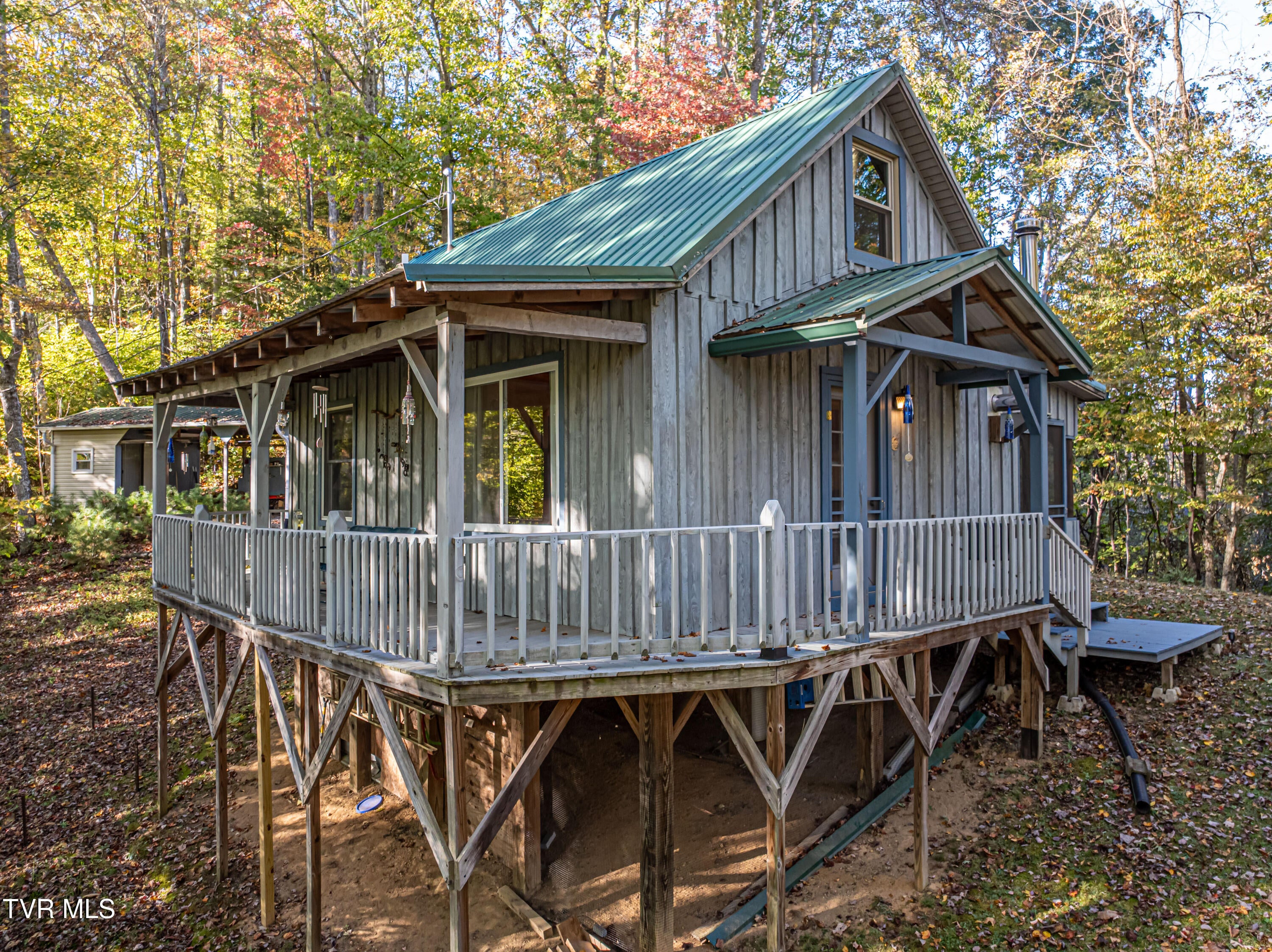 299 White Oak Lane