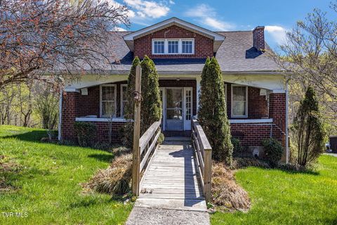 Homes For Sale - 41144 Morgan Avenue<br/> Pennington Gap, VA 24277