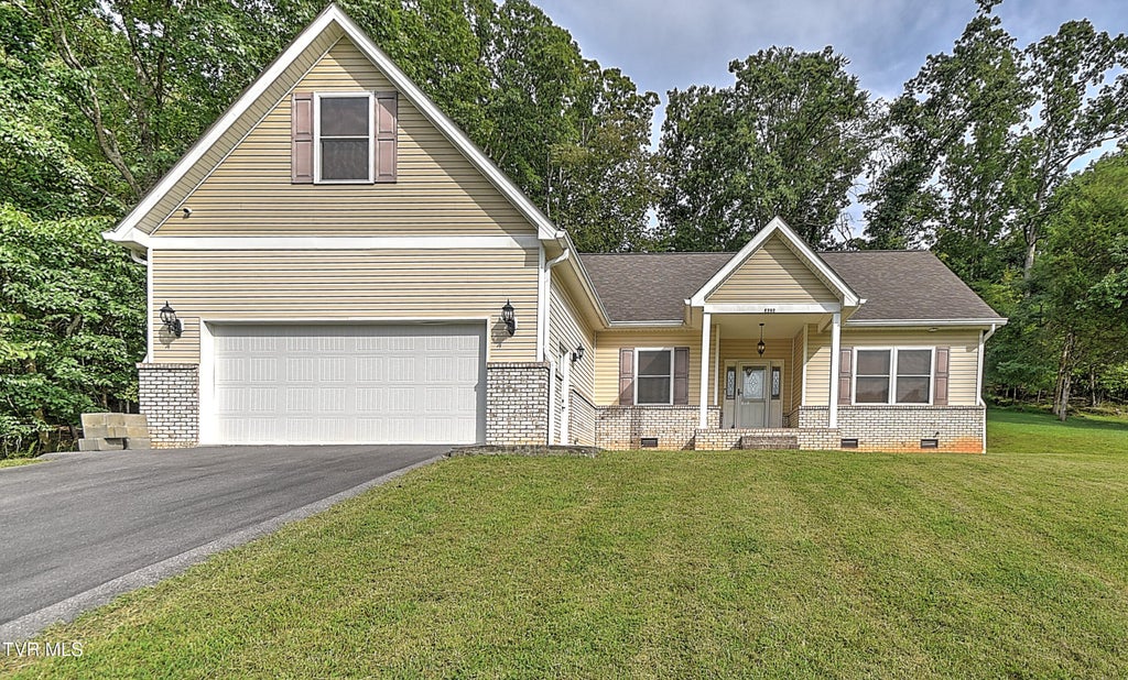 Photo of 3628 Hazelnut Drive, Kingsport, TN 37664 (MLS # 10000054)