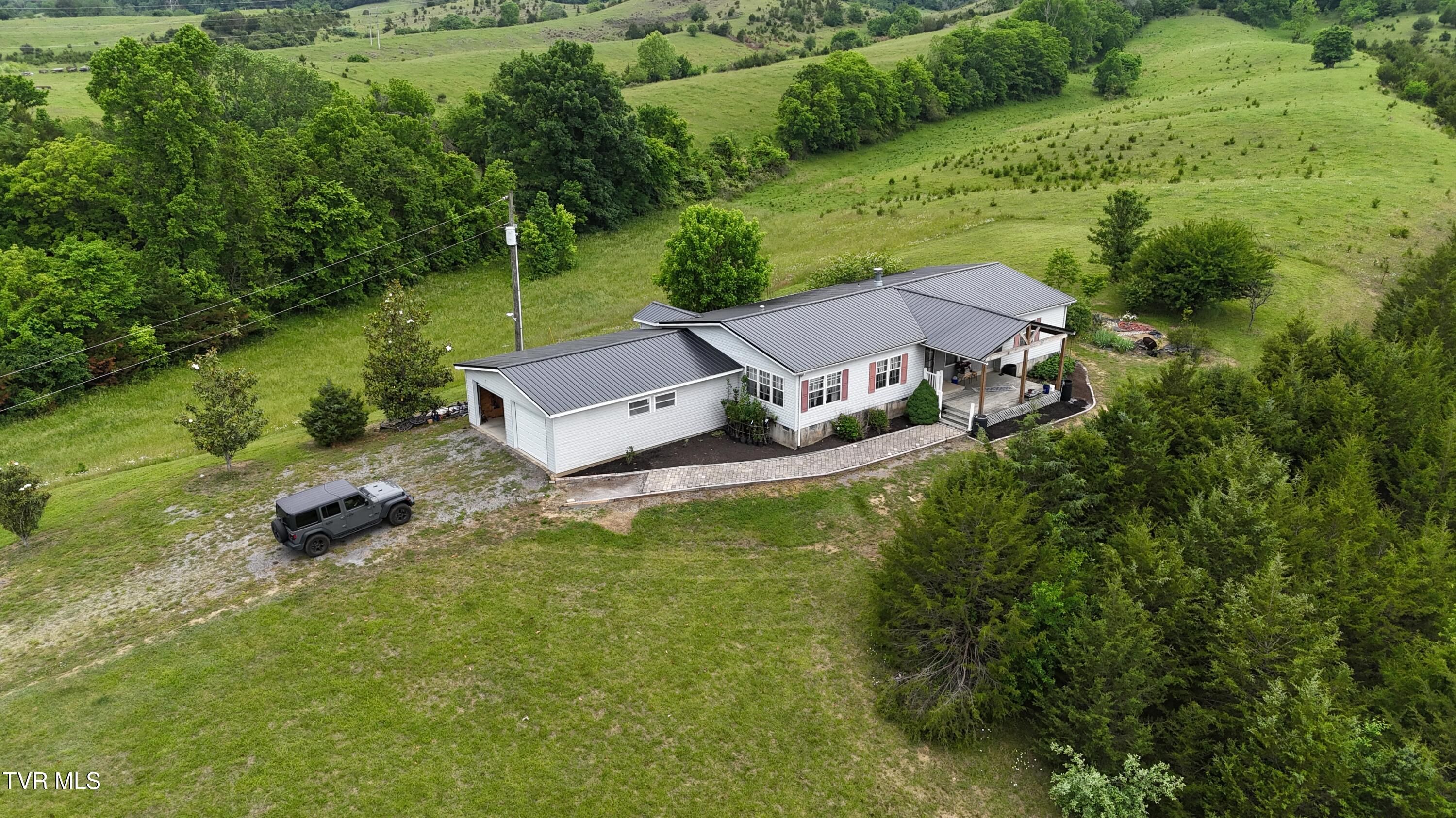 1168 Webster Valley Road, Rogersville, Tennessee image 4