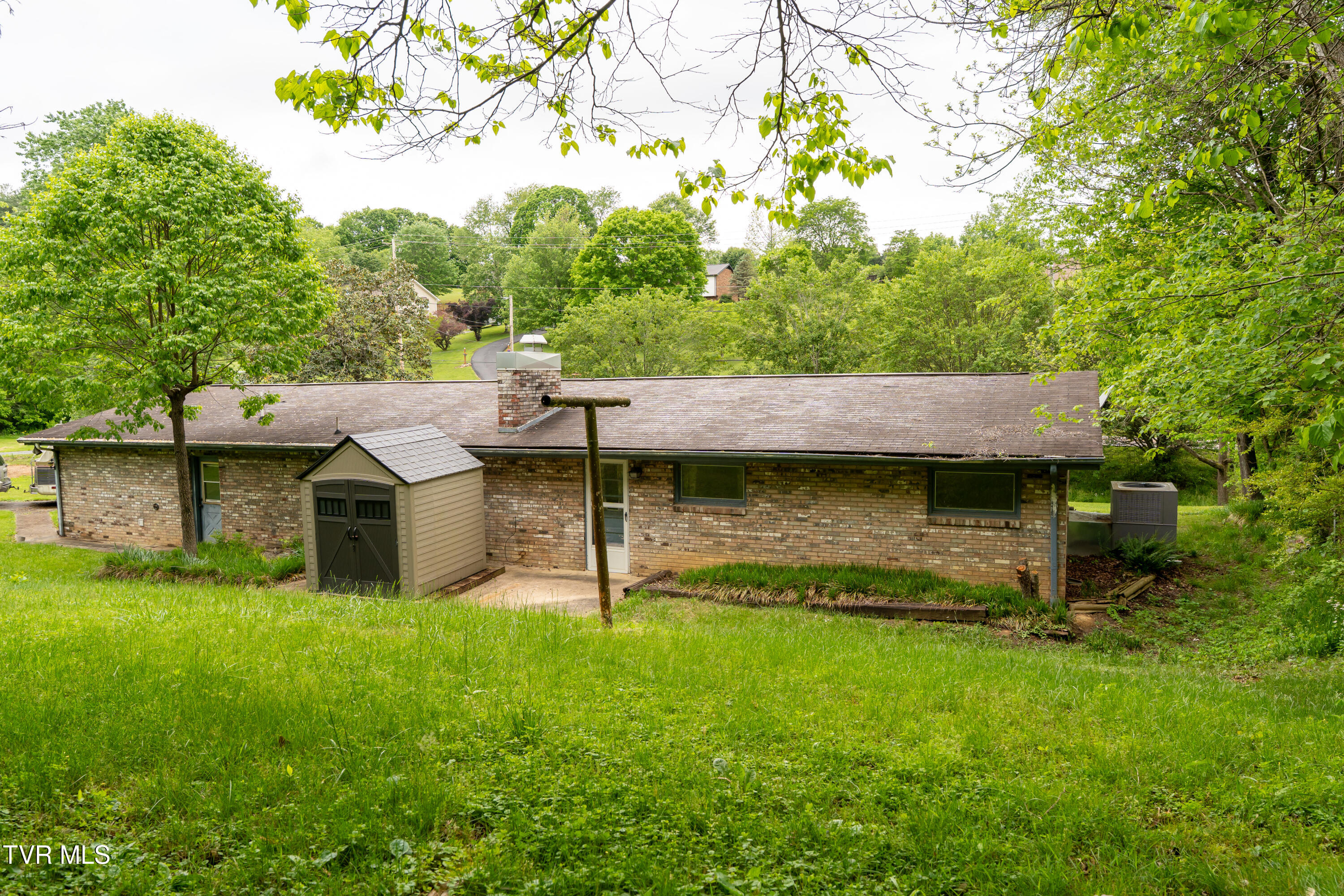 1583 Rock Springs Road, Kingsport, Tennessee image 4