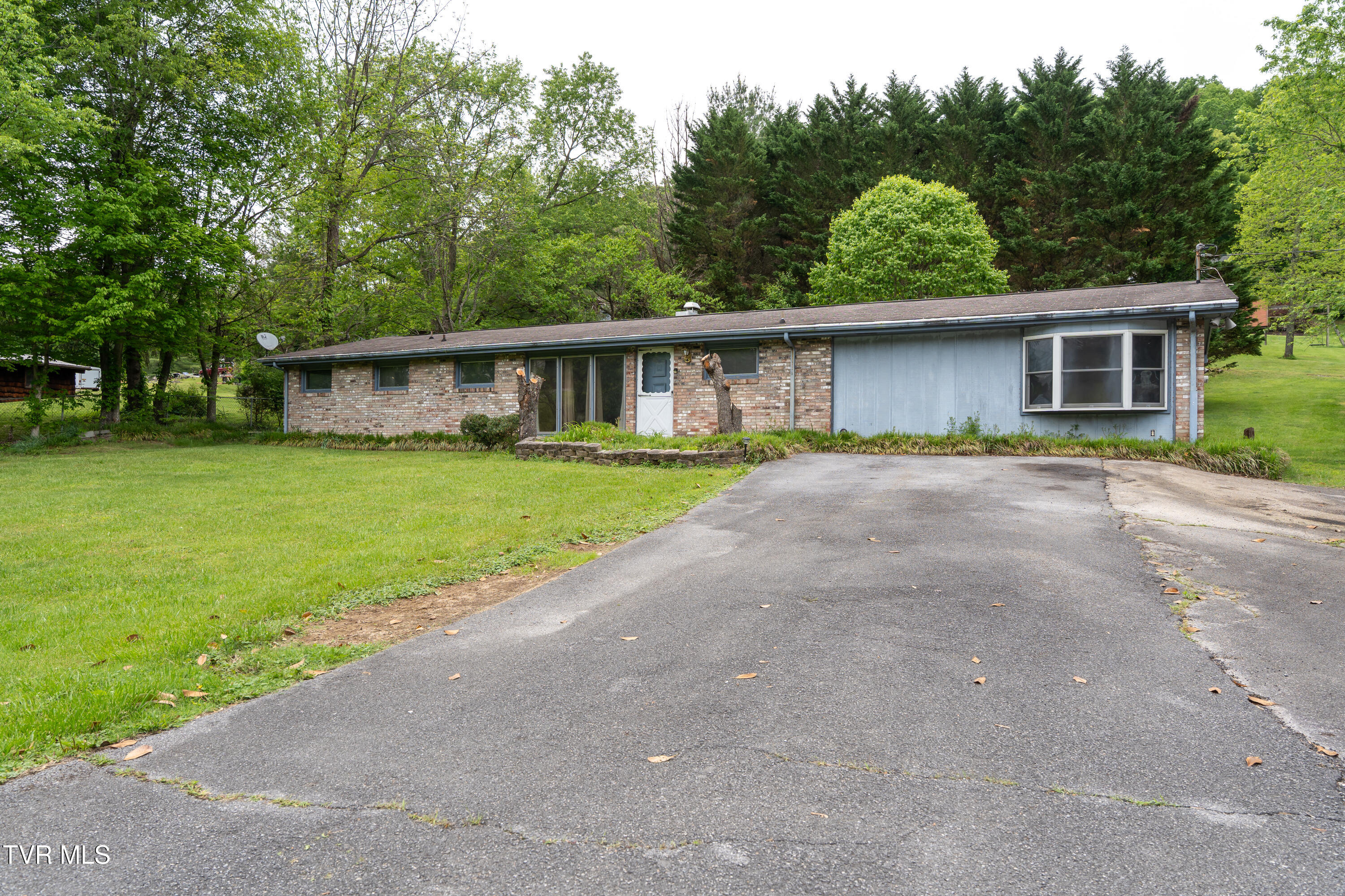 1583 Rock Springs Road, Kingsport, Tennessee image 1