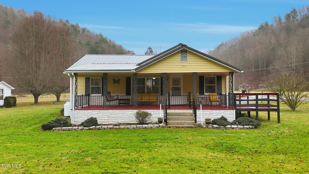 Photo of 11413 Lyons Fork, Coeburn, VA 24230 (MLS # 9991700)