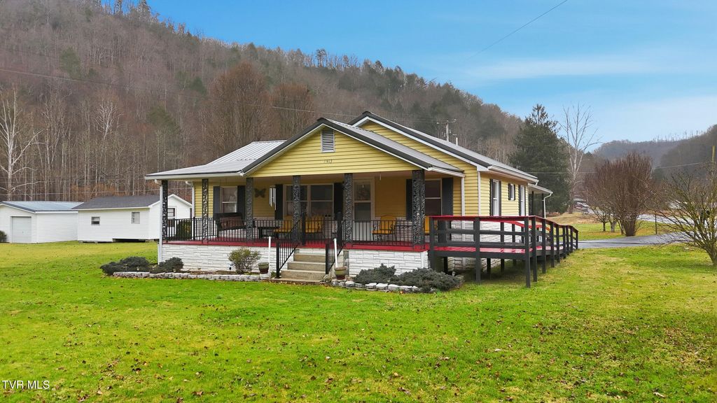 Photo of 11413 Lyons Fork, Coeburn, VA 24230 (MLS # 9991700)