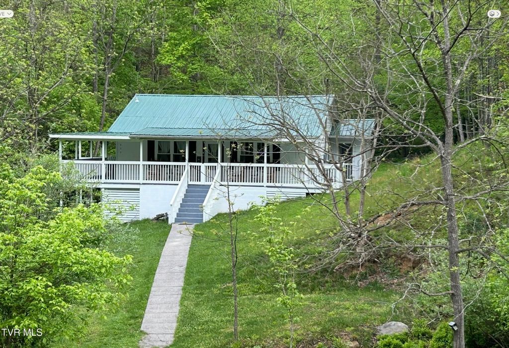 Photo of 4271 Dickenson Highway, Clintwood, VA 24228 (MLS # 9991428)