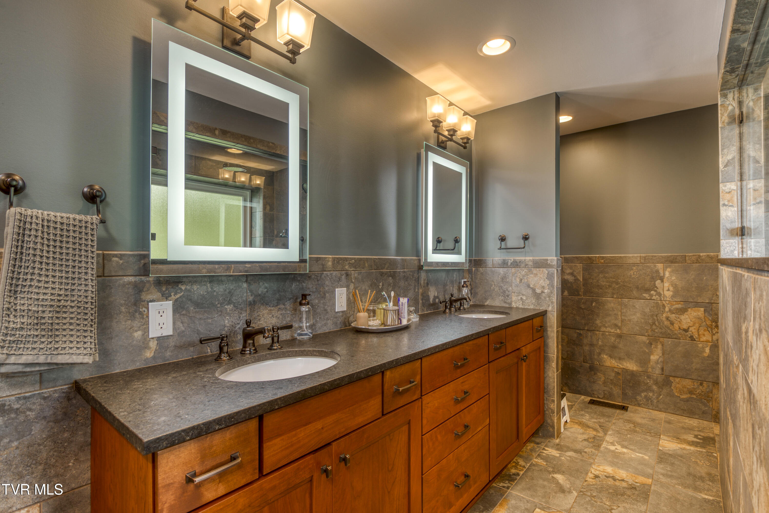 22319 Campground Rd Road, Bristol, Virginia image 46