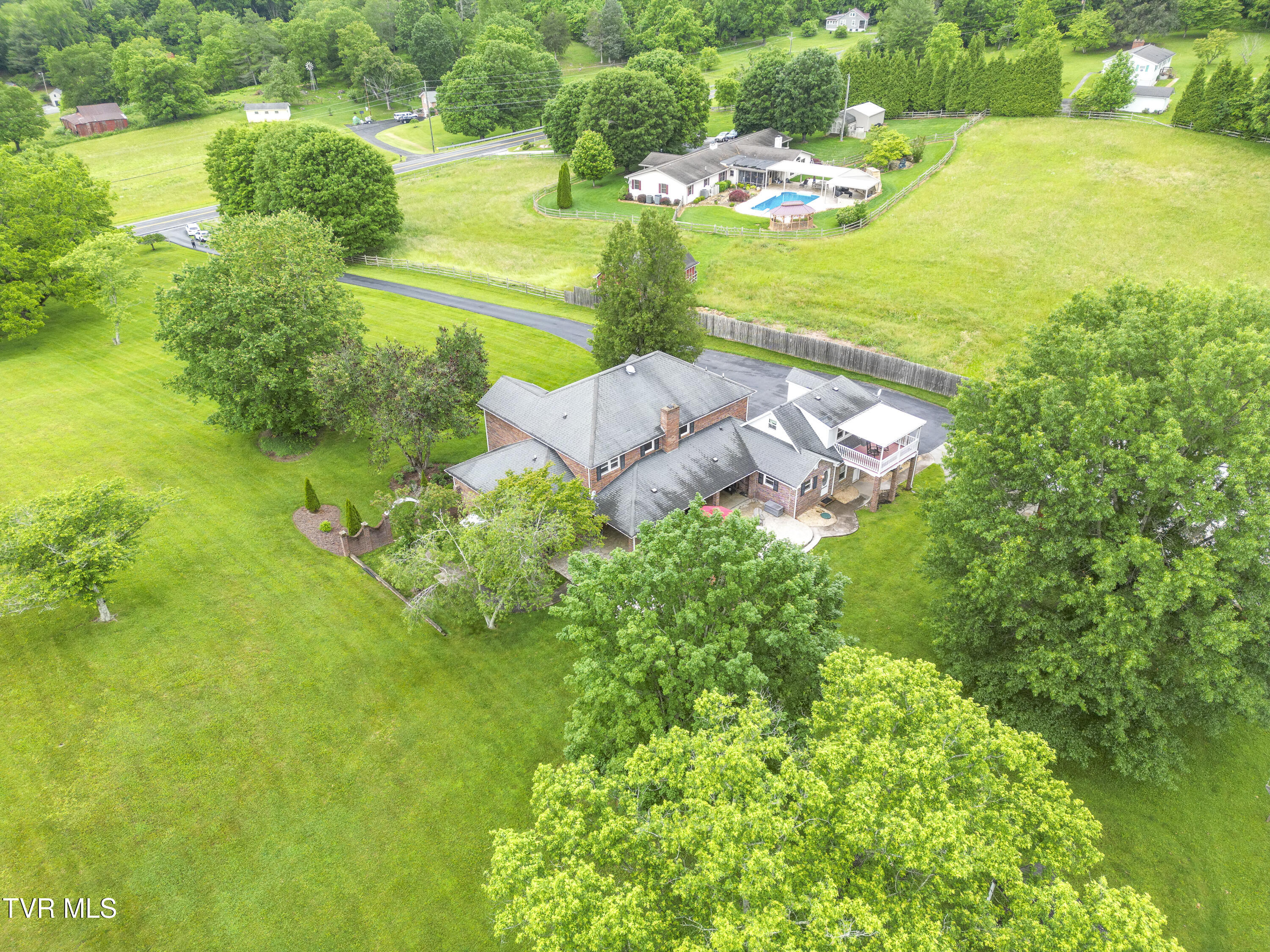 22319 Campground Rd Road, Bristol, Virginia image 6
