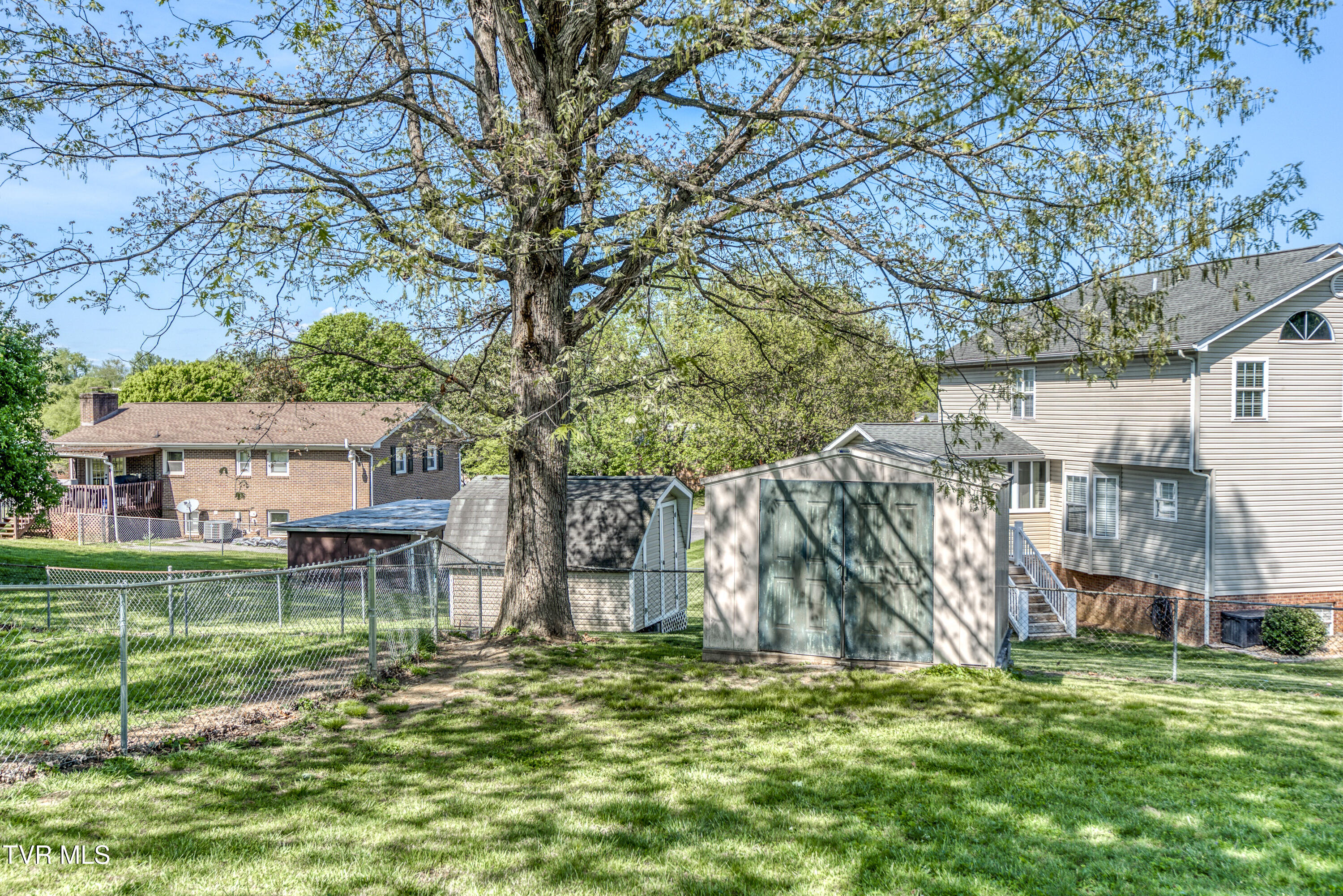 515 Meadowcrest Drive, Bristol, Virginia image 25