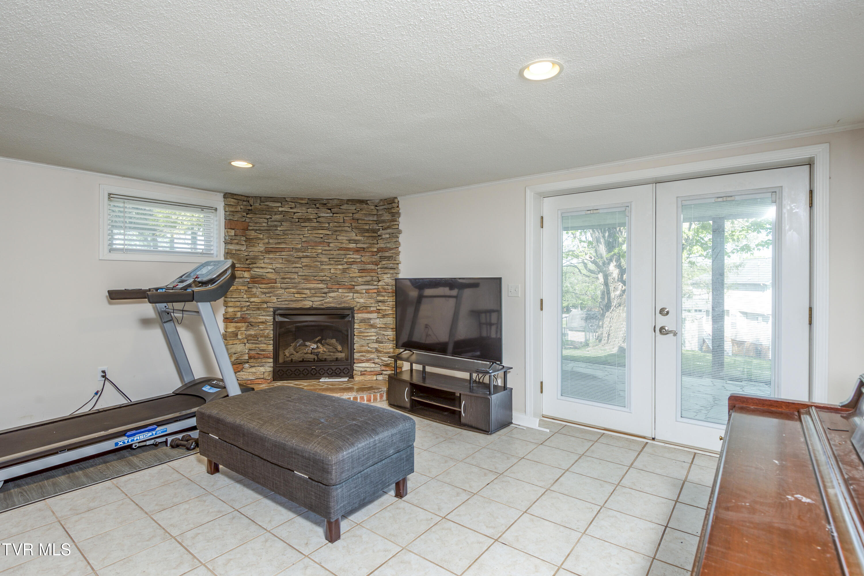 515 Meadowcrest Drive, Bristol, Virginia image 22