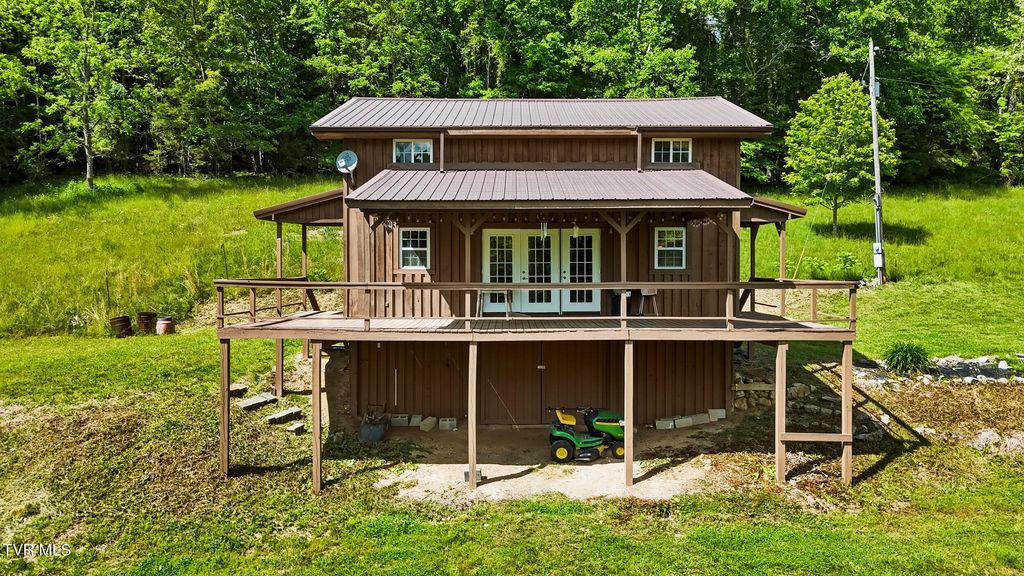 Photo of 3609 Cave Springs Road, Tazewell, TN 37879 (MLS # 9995479)