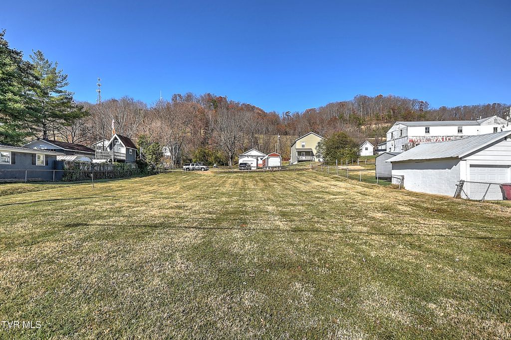 Photo of 1009 Main Street, Johnson City, TN 37601 (MLS # 9988572)