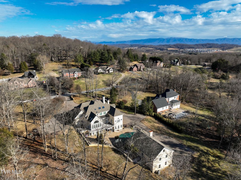 Photo of 408 Fairway Estates Drive, Blountville, TN 37617 (MLS # 9990695)